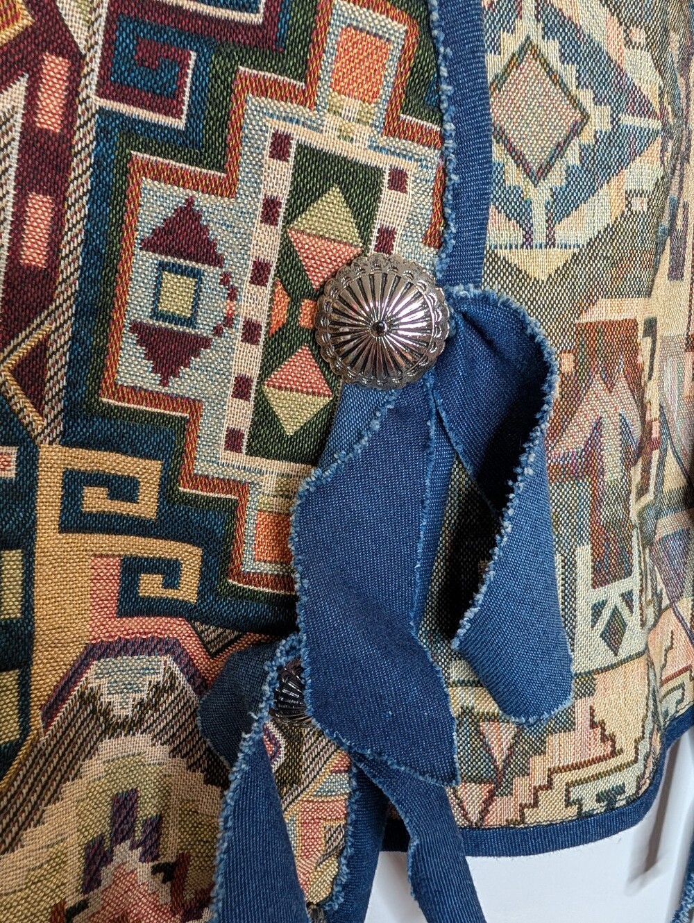 Diamond L Western Wear Southwestern Tapestry Tie Vest Made in USA - Picture 5 of 6